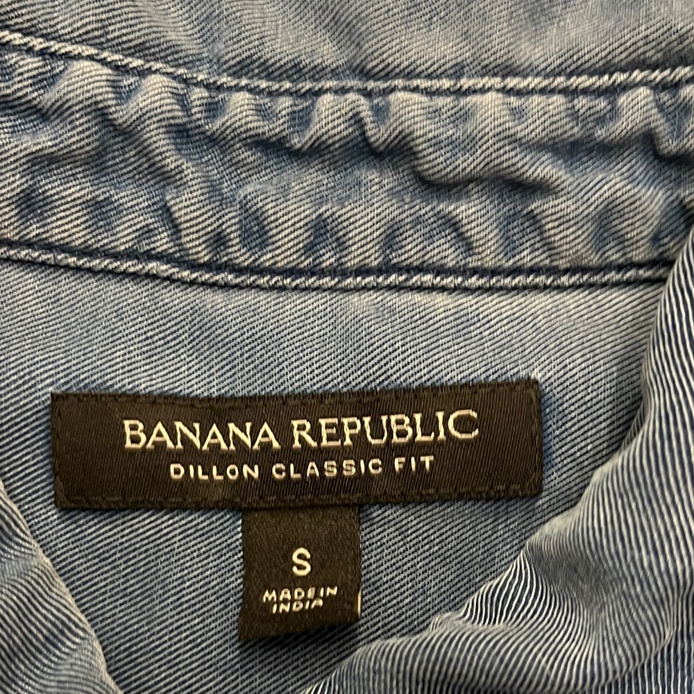 Banana Republic Blue Button-Down Shirt - Picture 2 of 16